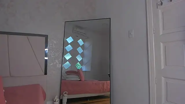 Arii wilde online show from 04/20/26, 02:09