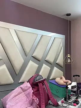 Ashleeyprincess01 online show from 04/21/26, 11:27