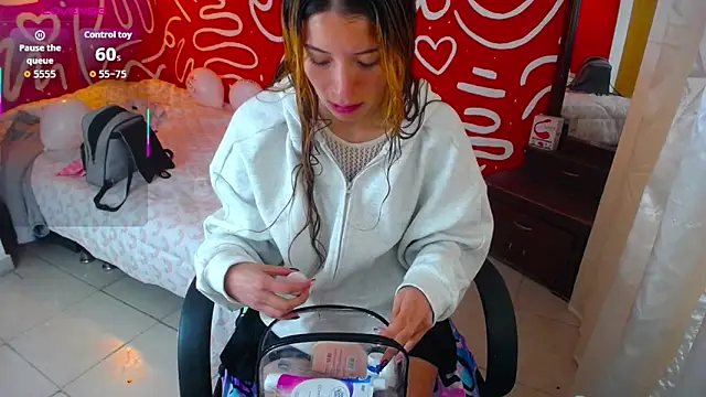 lucyrivera  online show from 03/05/26, 12:34