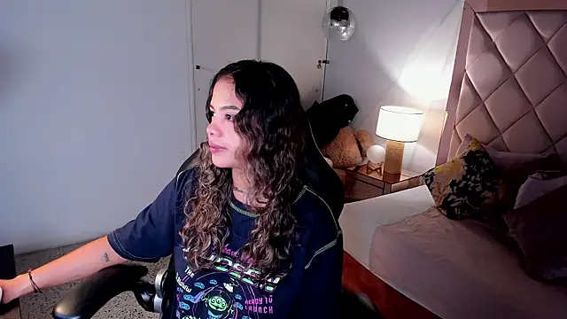 Snapshot of dulce_lyraa1 chatting on 05/28/26, 03:59 dulce lyraa1 online show from 05/28/26, 03:59