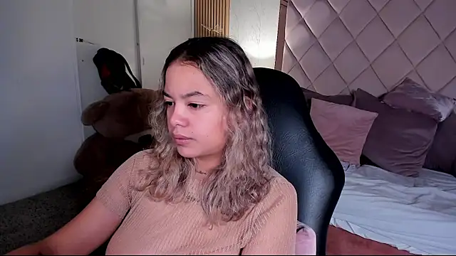 Snapshot of dulce_lyraa1 chatting on 07/22/26, 06:16 dulce lyraa1 online show from 07/22/26, 06:16