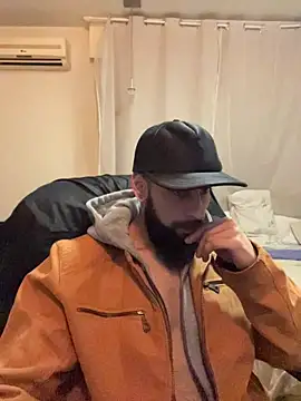 Snapshot of DaleCerbasi chatting on 06/19/26, 03:11 DaleCerbasi online show from 06/19/26, 03:11
