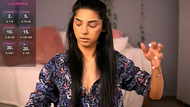 AvaCalvert online show from 04/21/26, 06:34