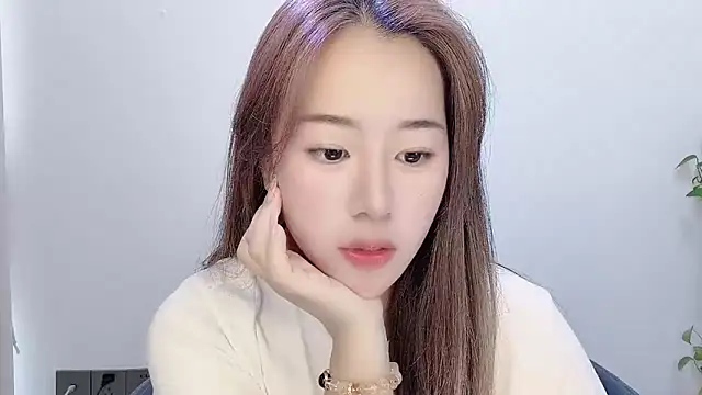 Baixi-01 online show from 04/12/26, 04:28