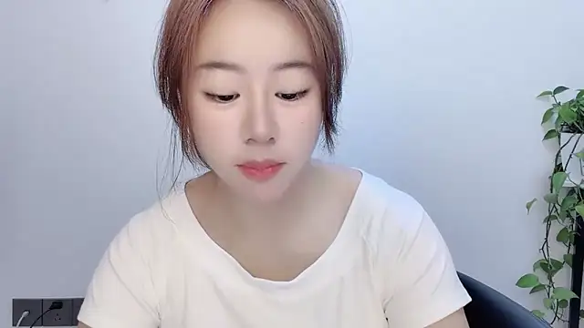 Baixi-01 online show from 06/04/26, 04:40