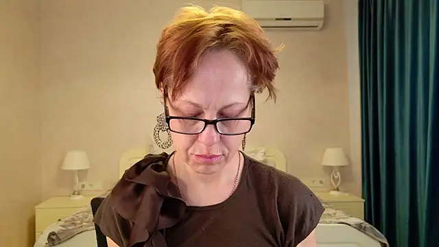 LioraWeiss online show from 03/16/26, 06:06