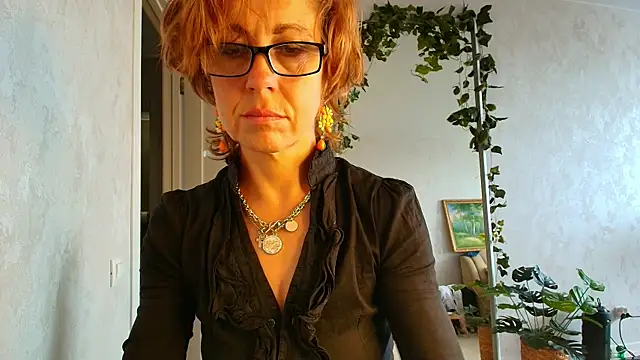 LioraWeiss online show from 07/25/26, 06:22