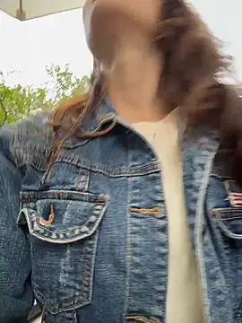 Mia-lp online show from 04/21/26, 02:51