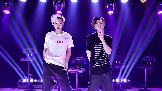 AOA-boy online show from 04/15/26, 01:23