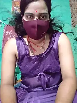 Snapshot of Poonam_bhoji chatting on 05/20/26, 04:02 Poonam bhoji online show from 05/20/26, 04:02
