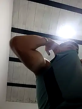 Santiag0122  online show from 05/11/26, 12:16