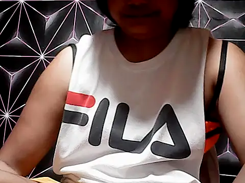 Snapshot of Flowerbebe chatting on 05/26/26, 07:21 Flowerbebe online show from 05/26/26, 07:21