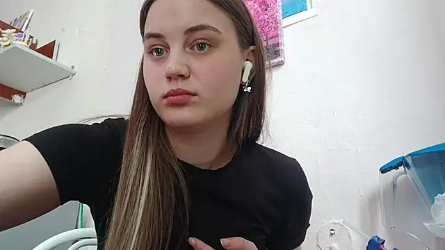 VeloraStar online show from 03/05/26, 10:11