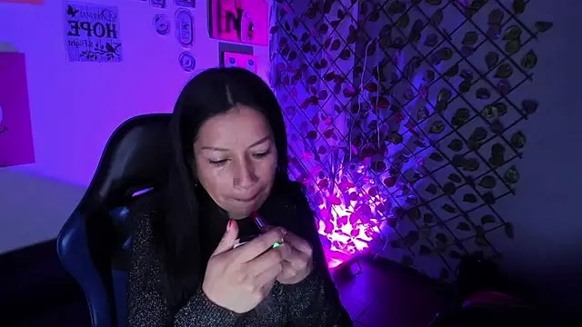 Megan Collinss1 online show from 03/19/26, 02:10