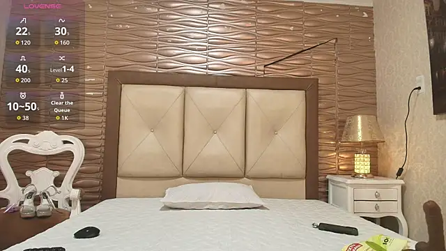 Sammantha hotx online show from 04/11/26, 08:24