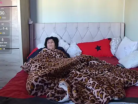 tess1980 online show from 02/27/26, 07:08