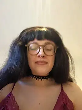 Mommynatrix online show from 04/13/26, 04:34