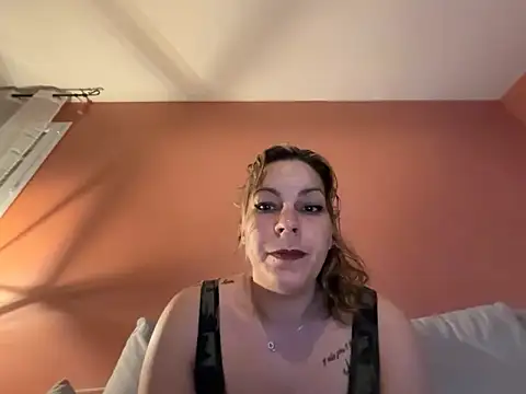 Snapshot of DarkEmy chatting on 03/05/26, 10:28 DarkEmy online show from 03/05/26, 10:28