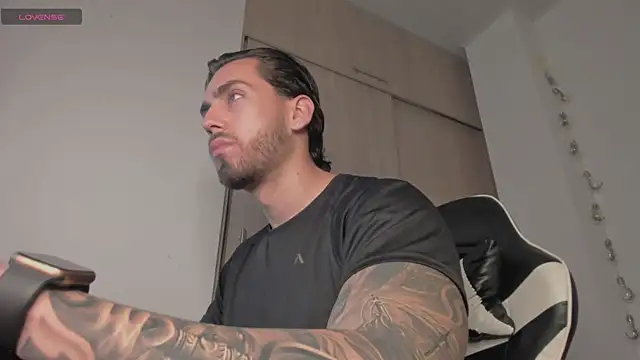 Axel  Blaze online show from 04/22/26, 12:39