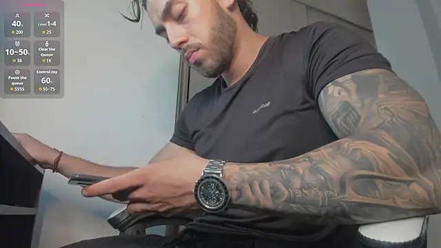 Snapshot of Axel__Blaze chatting on 06/03/26, 01:36 Axel Blaze online show from 06/03/26, 01:36