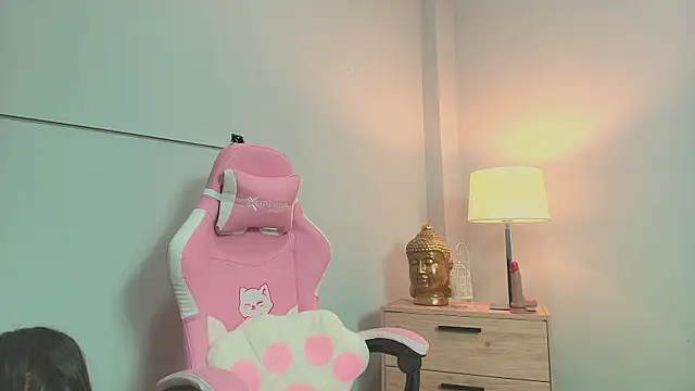 gabyevans4 online show from 03/23/26, 01:26
