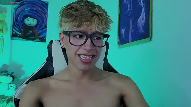 Ryan sweet online show from 03/18/26, 11:52