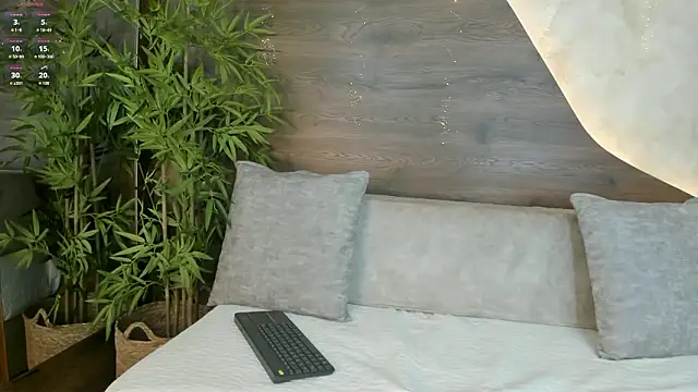 Naomi Rex online show from 03/16/26, 07:51