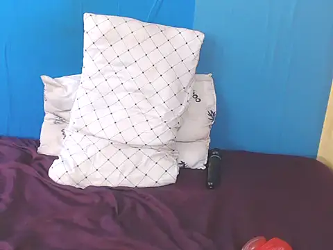 HotChocolateTea online show from 04/20/26, 10:55