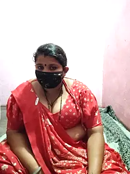 Snapshot of gujjuhotcouple chatting on 04/05/26, 06:16 gujjuhotcouple online show from 04/05/26, 06:16