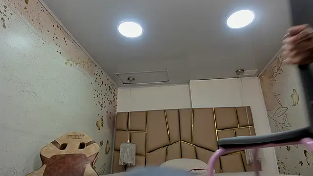 Meredith Huntt online show from 03/06/26, 11:39