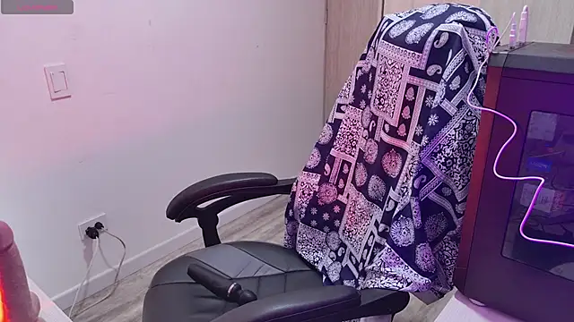 MalikaNoor online show from 03/05/26, 04:36