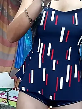 yuliitza4 online show from 03/20/26, 01:27