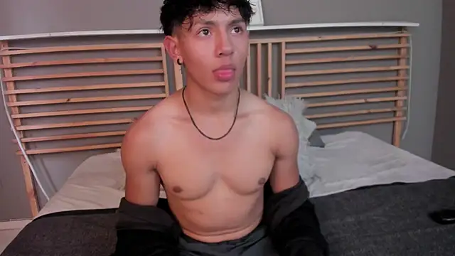 clark ken01 online show from 03/12/26, 09:43