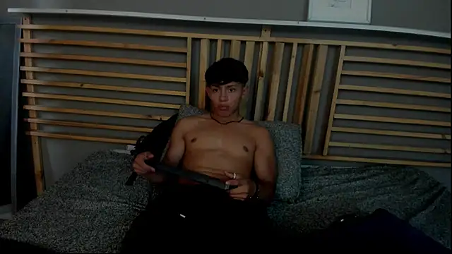 clark ken01 online show from 04/20/26, 09:38