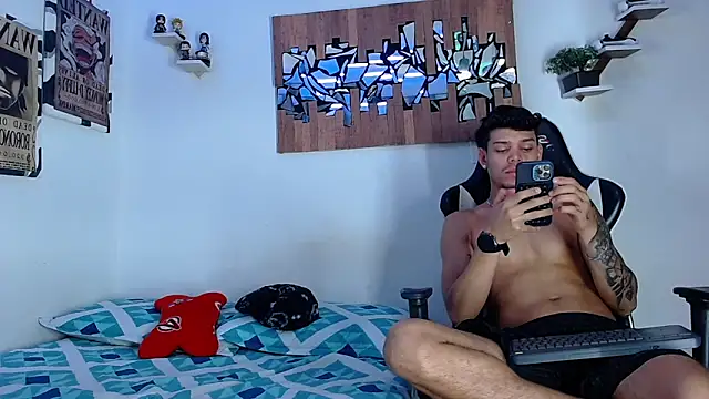 AdamsDvi online show from 04/14/26, 02:12