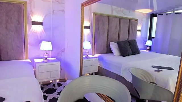 marthinafox  online show from 03/05/26, 07:21