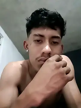 FanlikeSaxist online show from 04/23/26, 06:58