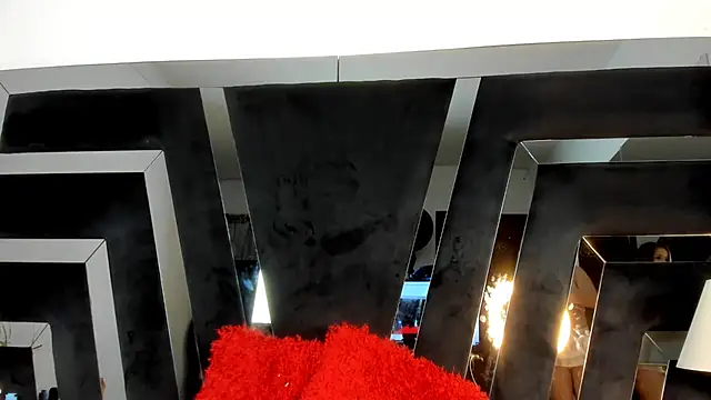 Nikol Lopez  online show from 03/24/26, 03:33