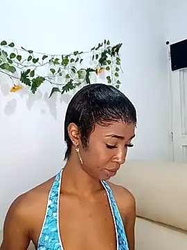 TinnaPeyton online show from 04/28/26, 09:14