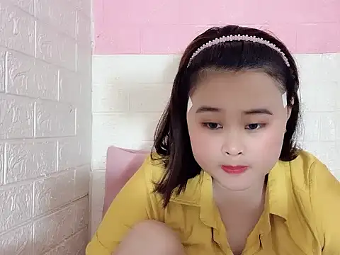 Snapshot of Vani568 chatting on 03/26/26, 04:23 Vani568 online show from 03/26/26, 04:23