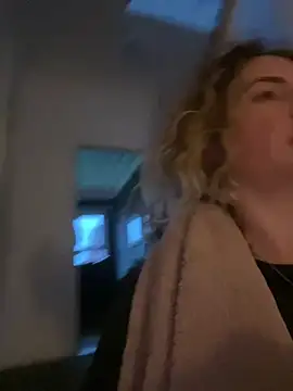 curlyirishgirl online show from 03/14/26, 06:24