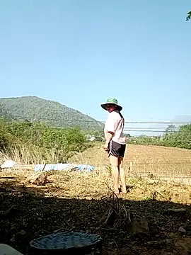 lyly sexx online show from 04/12/26, 01:54