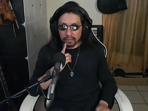 AntuanSV online show from 03/05/26, 04:19