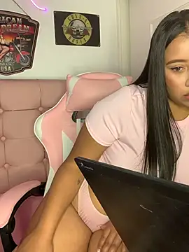 MorenaQueen- online show from 02/26/26, 06:18