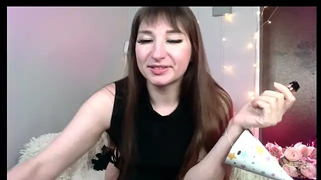 Birdie Kiss online show from 04/07/26, 09:26