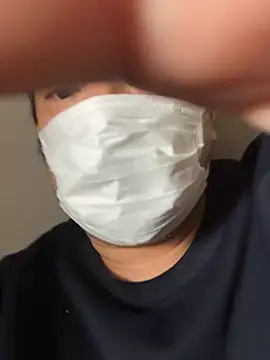 taro0410 online show from 03/04/26, 12:49