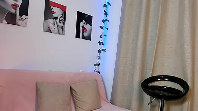 Rebeca Marchetti online show from 07/11/26, 05:37