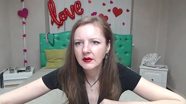 MeganPirs online show from 04/10/26, 05:17