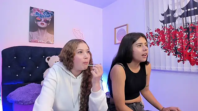 valeria and zoe online show from 03/02/26, 03:08