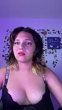 aurora bela online show from 03/12/26, 01:45